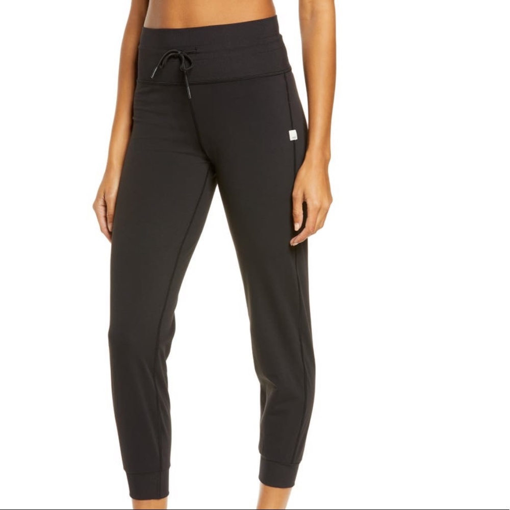 VUORI Daily Jogger Pants SIZE MEDIUM